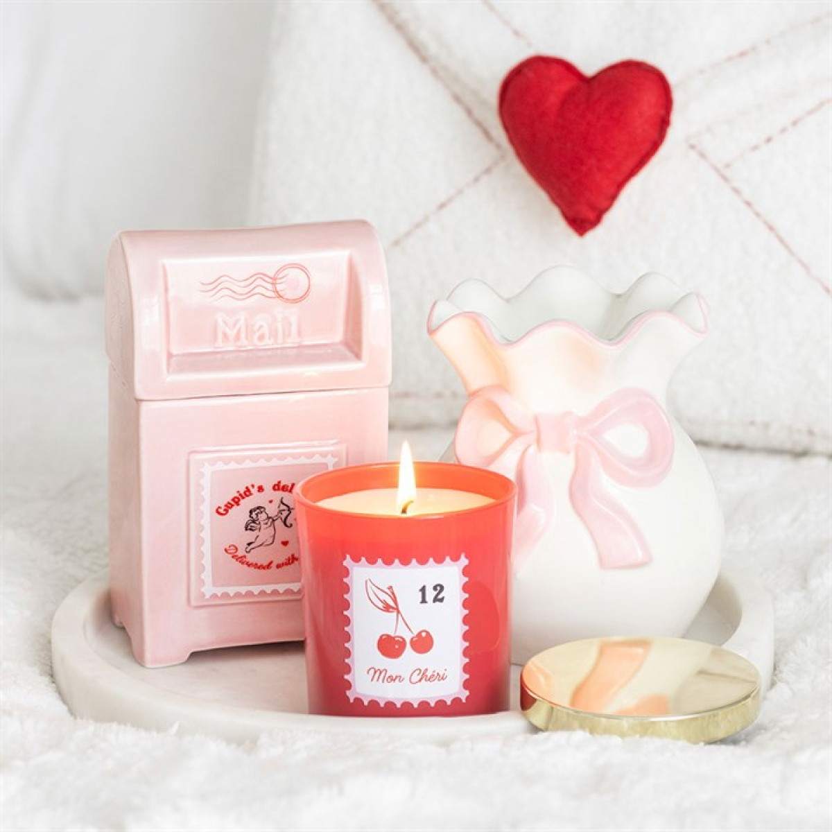 Cupid's Delivery Valentine Postbox Oil Burner